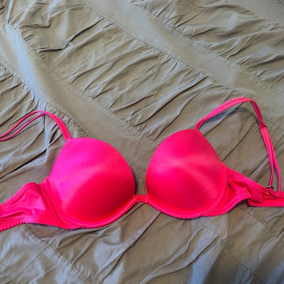 Lot of 15 Victoria’s Secret, Aerie, SKIMS, Warner Bras - 36A, 34B, 36B, 34C - Picture 4 of 16